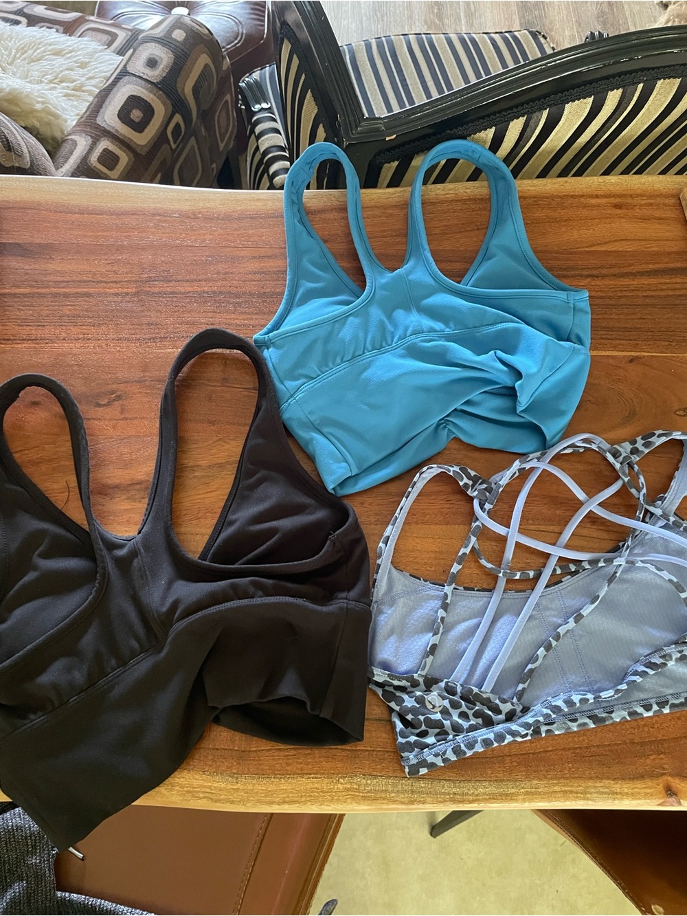 3 Activewear Sports Bras - Black, Aqua, Blue Leopard and LULU LEMON tights - Picture 2 of 6
